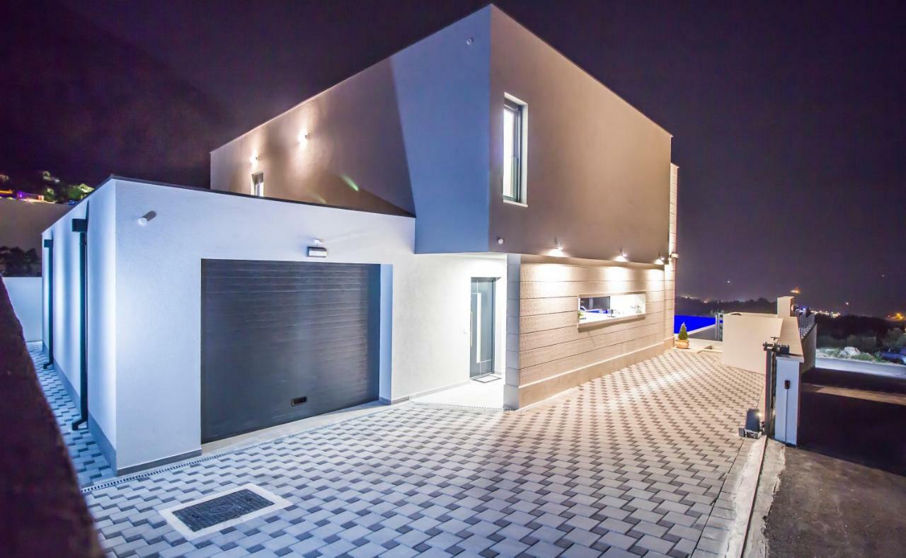 Villa Lacus มาคาร์สกา ภายนอก รูปภาพ